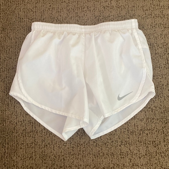 Nike running shorts - Picture 1 of 3